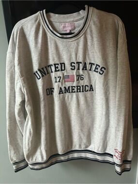 Simply Southern Light Gray Crewneck Sweatshirt with Navy Trim and Flag